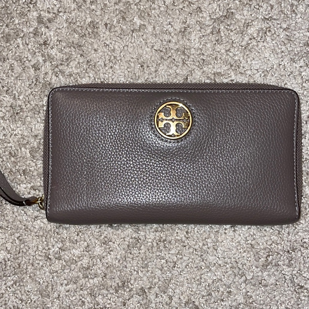 Tory Burch Continental Wallet